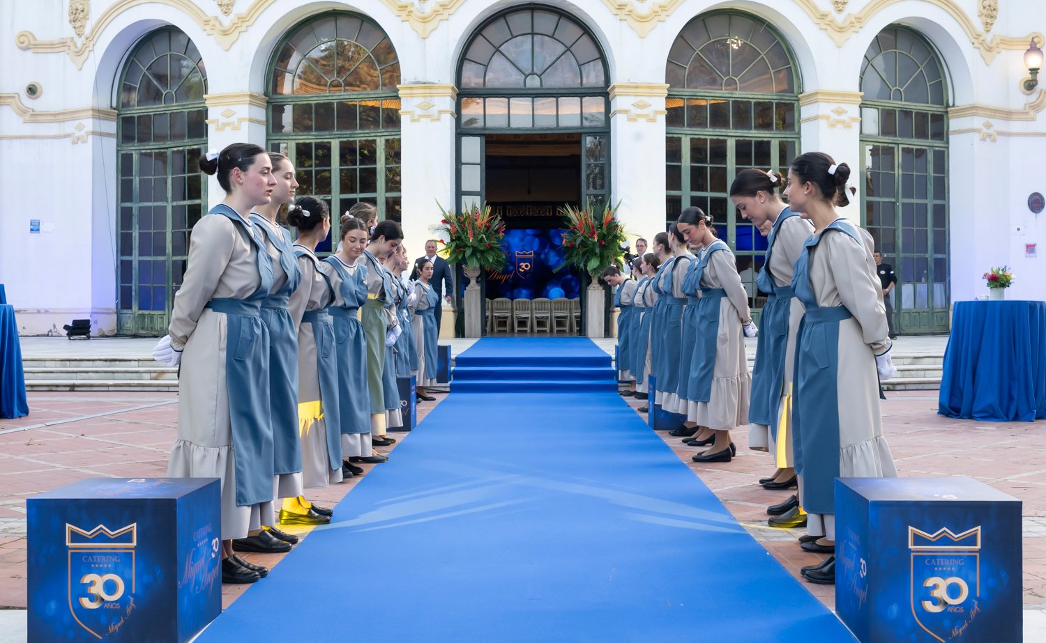 Bienvenida alfombra 30 Aniversario Catering Miguel Ángel
