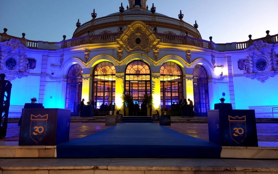 La psicología del diseño de eventos: cómo los colores, la iluminación y la distribución cambian por completo la experiencia de tus invitados